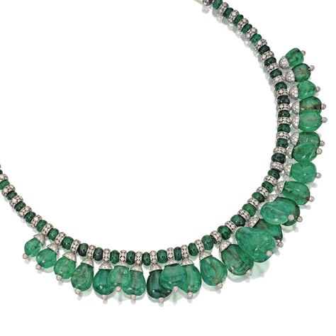 Emralds Beeds Necklace, Emerald Necklaces, Platinum Necklace, Ruby And Diamond Necklace, Antique Gold Jewelry Indian, Trends Magazine, Beaded Necklace Designs, Antique Gold Jewelry, Emerald Bead