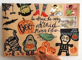 pushing the envelopes: Bonus Post - IG mail artist Halloween Themed Penpal Letters, Decorating Envelopes Snail Mail, Halloween Envelope Ideas, Halloween Penpal Letters, Fall Pen Pal Ideas, Thanksgiving Envelope Art, Halloween Pen Pal, Halloween Envelope Art, Halloween Snail Mail