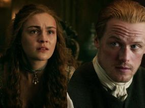 OUTLANDER fans have enjoyed the presence of Brianna Fraser since her arrival on the scene in season two - but it has now been revealed actor Sophie Skelton had a huge issue during the beginning of her journey on the STARZ show. Brianna Fraser, Sophie Skelton, Starz Shows, Outlander Fan, Outlander Series, The Scene, On Set, Outlander, The Beginning