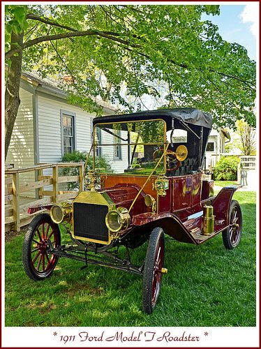 1911 Ford Model T Roadster Model T Car, Ford Model T, Vw Vintage, American Classic Cars, Old Fords, Ford Classic Cars, Old Classic Cars, Model T, Classic Cars Vintage