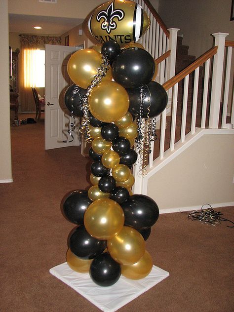 Saints Theme Birthday Party, Saints Party Decorations, Saints Birthday Party Ideas, Superbowl Decorations, Party Decorations Centerpieces, Bowl Centerpieces, Superbowl Party Games, Superbowl Party Decorations, Super Bowl Decorations