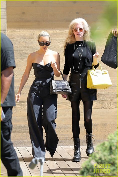 Full Sized Photo of kim kardashian grabs lunch with laura arrillaga andreessen at nobu 05 | Photo 4809685 | Just Jared Nobu Outfit, Neon Carnival, Kardashian Photos, Tv Movies, Kim K, Celebrity Street Style, Just Jared, Festival Outfits, Kim Kardashian