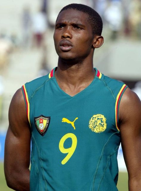 Samuel Eto ‘o of Cameroon in 2003. Samuel Eto'o, 2002 World Cup, Cruciate Ligament, 2022 World Cup, Dark Skin Men, What Team, Steven Gerrard, International Football, Football Pictures