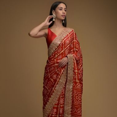 Darbari Sarees Darbari Sarees, Bandhani Print, Kalki Fashion, Bridal Lehenga Collection, Gotta Patti, Fancy Sarees Party Wear, Designer Kurti Patterns, Traditional Indian Dress, Gaun Fashion