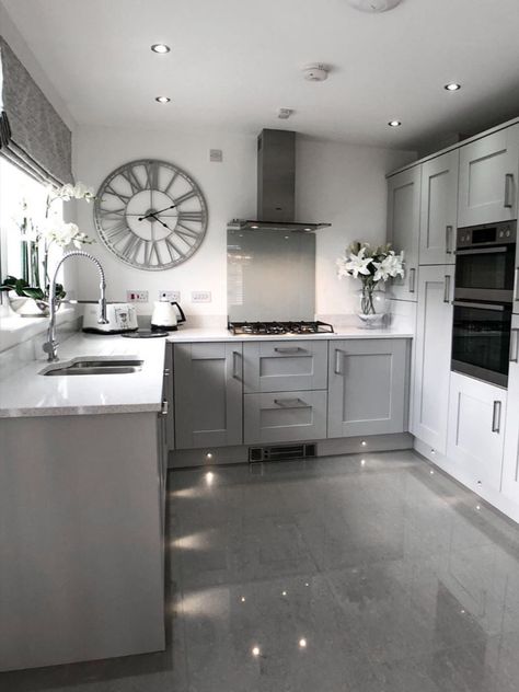 Grey Kitchen Tiles, Kitchen Projects Design, Grey Kitchen Floor, Grey Kitchen Designs, Dark Grey Kitchen, Shaped Kitchen, Happy April, Gray And White Kitchen, Park View