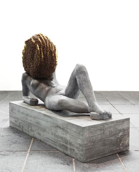 Pierre Huyghe Pierre Huyghe, Hayward Gallery, Jeff Koons, Contemporary Sculpture, International Artist, Sculpture Installation, Figurative Sculpture, Artistic Photography, College Art