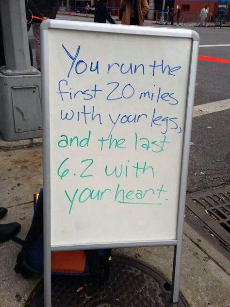 Nyc Marathon Signs, Nyc Marathon Aesthetic, Nike Running Quotes, Marathon Aesthetic, Ny Marathon, 5k Marathon, Marathon Signs, Running Quotes Funny, Marathon Inspiration