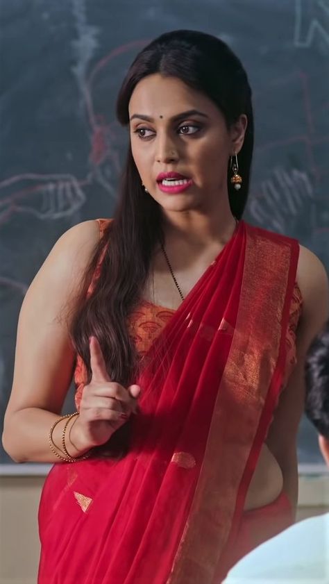 Swara Bhaskar, Beautiful Dresses Short, Saree Models, Red Saree, Cute Couple Images, Face Images, Couple Images, Alia Bhatt