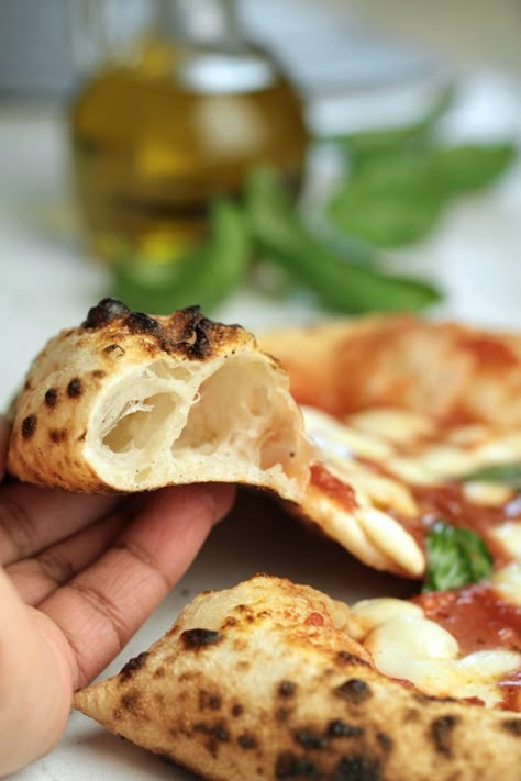 Neapolitan sourdough pizza - MyLoveOfBaking Pizza Photography Ideas, Bolo Jack Daniels, Pizza Oven Restaurant, Pizza Photoshoot, Wood Fired Oven Recipes, Olive Pizza, Pizza Photography, Pizza Buffet, Village Bakery