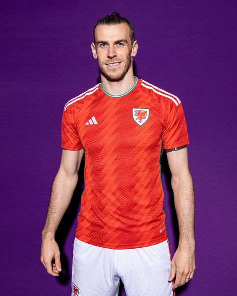 Gareth Bale Wales, Caernarfon Wales, Wales Football, Dolgellau Wales, Ceredigion Wales, Football Or Soccer, Llanrwst Wales, Team Goals, Gareth Bale