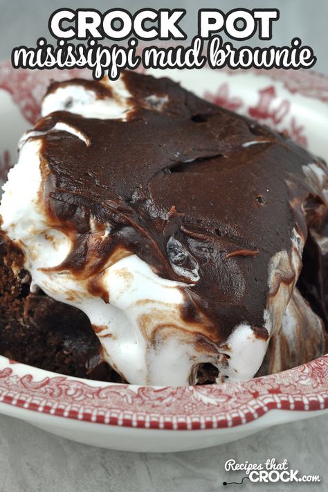 This Crock Pot Mississippi Mud Brownie recipe gives you a decadent, delicious, divine dessert that will satisfy your biggest chocolate craving! Crock Pot Brownies, Mississippi Mud Brownies, Small Crockpot Recipes, Mud Brownies, Crockpot Cake, Mississippi Mud Cake, Chocolate Cobbler, Crockpot Dessert Recipes, Mississippi Mud