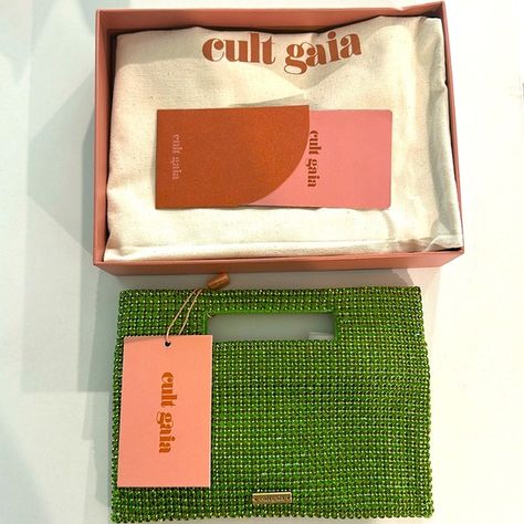 NEW- Cult Gaia Lucinda Mini Bag - Green Trip To La, Cult Gaia Bag, Girly Bags, Cult Gaia, Green Bag, Mini Bag, Packaging, Graphic Design, Brand New