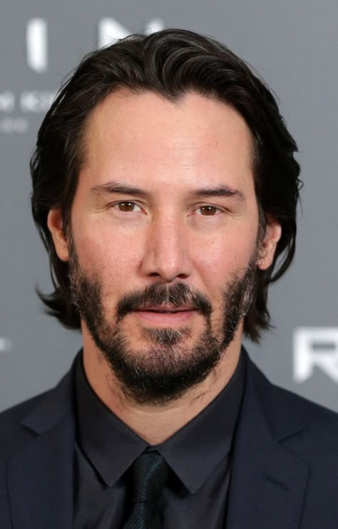 Keanu Reeves Life, Keanu Reeves John Wick, Tv Talk Show, Keanu Charles Reeves, Mens Haircuts Fade, Actrices Hollywood, Celebrity Portraits, Baywatch, Emilia Clarke