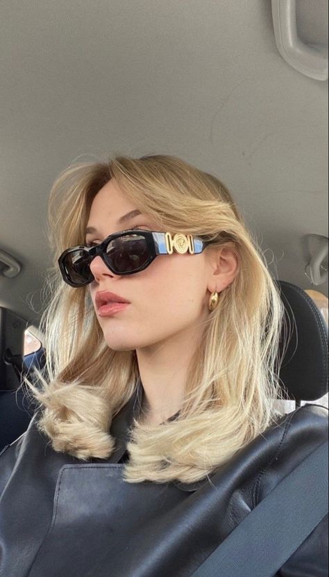 Isabelle Heikens, Versace, A Woman, Blonde, Sunglasses, On Instagram, Instagram