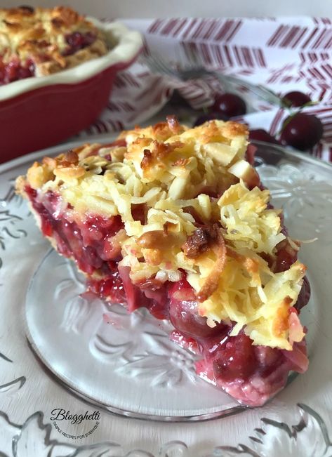 Pie With Frozen Pie Crust, Macaroon Pie, Peach Pie Bars, Ideas To Feed A Crowd, Almond Macaroons, Cherry Pie Recipe, Cinnamon Red, Frozen Pie Crust, Tart Cherries