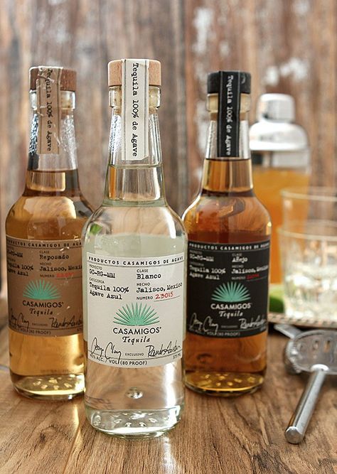 Casamigos Tequila, Simple Cocktail, Drinks To Try, Fresh Juices, Tequila Margarita, Margarita Cocktail, Margarita Recipe, Tips And Advice, Helpful Tips