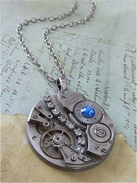 Steampunk Jewelry Necklace, Geeky Jewellery, Steampunk Pocket Watch, Steampunk Crafts, Steampunk Watch, Steam Punk Jewelry, Vintage Steampunk, Junk Jewelry, Steampunk Diy