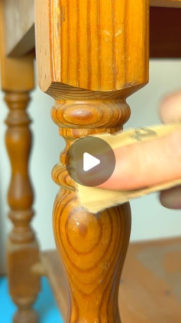 Refinish Wood Furniture, Painting Hacks, Cutlery Art, Sanding Wood, Easy Diy Hacks, Paint On Wood, Furniture Fix, Furniture Painting Techniques, Furniture Update