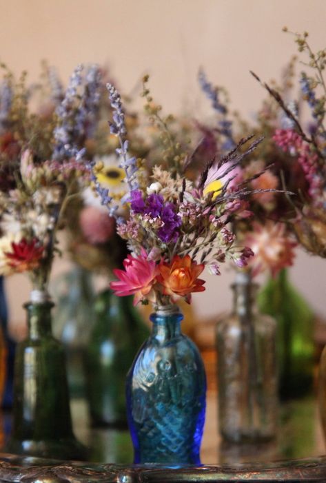 Boho Inspired Wedding, Dried Floral Arrangements, Dried Flower Bouquets, Dried Flowers Wedding, Boda Mexicana, Wedding Bottles, Wedding Vases, Flower Centerpieces Wedding, Romantic Flowers