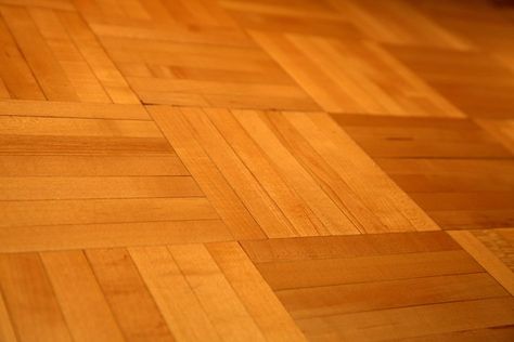 Wooden Parquet Flooring, Parkay Flooring, Parquet Tiles, Refinish Wood Floors, Types Of Wood Flooring, Oak Parquet Flooring, Painting Tile Floors, Wood Parquet Flooring, Woodworking Tutorials