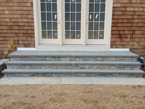 Front Porch Steps Ideas Entrance, Garrison Colonial Exterior, Front Porch Stone Steps, Entrance Steps, Bluestone Steps, Porch Renovation, Porch Appeal, Deck Inspiration, Deck Renovation