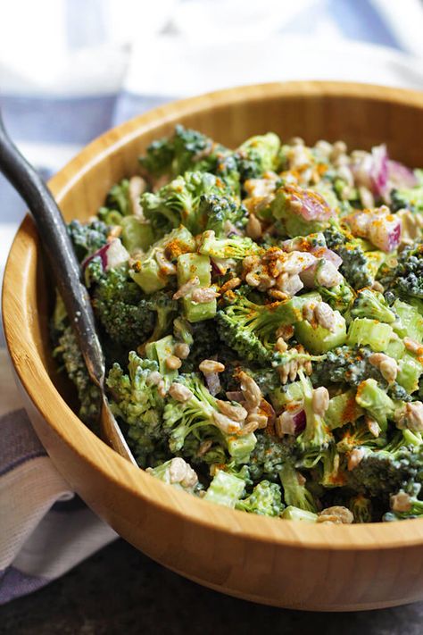 Broccoli Salad with Creamy Curry Dressing Curry Broccoli, Raw Broccoli Salad, Vegan Broccoli Salad, Curry Dressing, Broccoli Pasta Salads, Creamy Curry, Raw Broccoli, Ranch Pasta Salad, Ranch Pasta