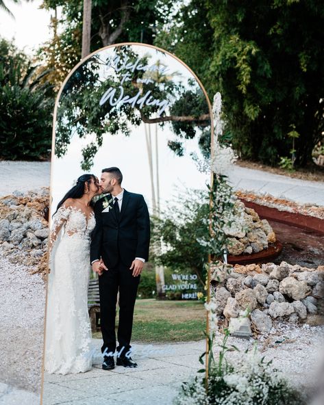 📸✨ New trend alert in weddings: the Selfie Mirror! ✨📸    Say goodbye to traditional photo booths and hello to the latest craze in wedding entertainment. The Selfie Mirror is taking center stage, allowing guests to snap fun and interactive selfies with just a touch of magic. Get ready to strike a pose and say cheese! 🎉👰🤵 #SelfieMirror #WeddingTrend #StrikeAPose #SayCheese Selfie Mirror Wedding Photo Booths, Mirror Selfie Wedding, Wedding Selfie Mirror, Wedding Selfie, Mirror Photo Booth, Anniversary Photography, Wedding Mirror, Traditional Photo, Wedding Moodboard