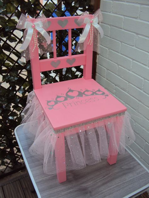 Princess chair Princess Chair Diy, Royal Fiveness, Painting Kids Furniture, Princess Chair, Diy Unicorn Party, Decorating Toddler Girls Room, Pink Princess Birthday, Birthday Chair, Princess Bedrooms