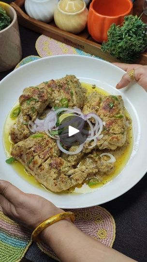 4.6M views · 16K reactions | Chicken malai tikka recipe. !! Ise khane k baad aapke gharwale or rishtedar sochne pr majboor ho jayenge k aapke hath chumne h ya kat wadene h 🤪😜
.........
#chicken  #streetstyle  #easyrecipe  #restaurant  #streetfood  #streetfood  #chicken  #chickenmalaitikka #tandorichicken #chickentikkarecipe #malaitikka..
.......
Ingredients....................
1 kg chicken thigh 
50 kg yogurt 
1 cup fresh cream 
1 tbsp ginger garlic paste 
1 tbsp green chilli paste 
2 tbsp lemon juice 
1 tsp cumin powder 
1tsp dhaniya powder 
1tsp garam masala powder 
1 tsp black pepper powder 
1 tsp Kasuri methi 
Salt to taste 
2 tbsp oil 🛢️ 
Garnishing for green chilli,and fresh coriander leaves | Shabana Saifi Malai Tikka Recipe, Chicken Malai Tikka, Malai Tikka, Chicken Malai, Kasuri Methi, Garam Masala Powder, Pav Recipe, Tikka Recipe, Ginger Garlic Paste