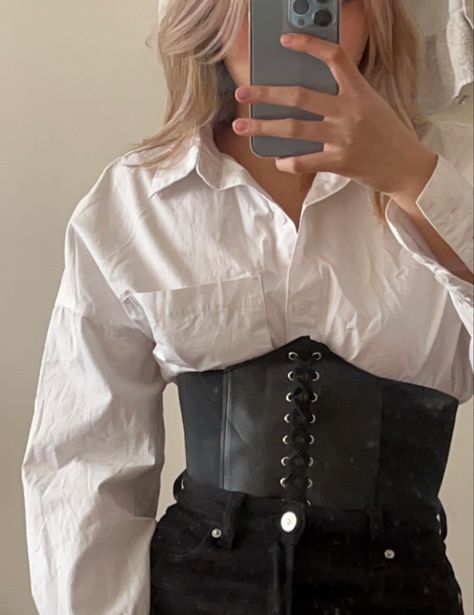 Shirt Corset, Ruffled Shirt, Baggy Shirt, Corset Outfit, Baggy Clothes, Prom Outfits, Ruffle Shirt, Ruffle Blouse, Women's Top