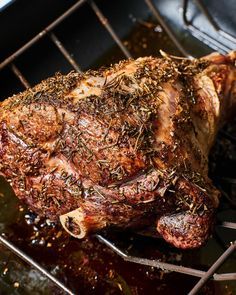 Lamb Meals, Lamb Roast Recipe, Party Meals, Lamb Marinade, Cook Lamb, Roast Leg Of Lamb, Oven Bag, Lamb Leg Recipes, Roast Lamb Leg