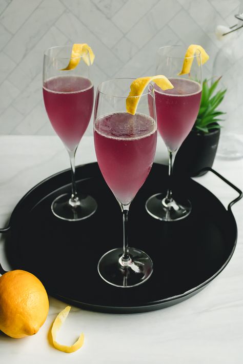 Easy Elderflower French 75 Cocktail Easy Fresh Cocktails, French 75 Cocktail Elderflower, Non Alcoholic French 75, Watermelon French 75, French 75 Mock Tail, Pink French 75, Blushing Bride Drink, Brunch Drink Ideas, Raspberry Cosmo