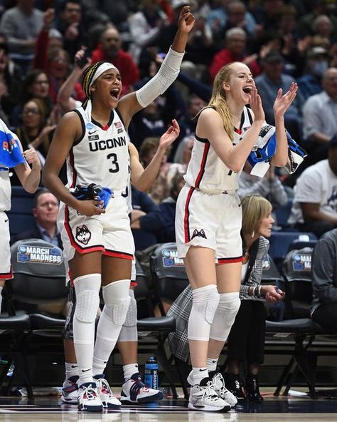 UConn Women's Basketball on Instagram: "The bigs came up BIG yesterday Aaliyah Edwards: 28 points, 13-15 FG, 7 rebounds, 5 assists, 4 steals, 2 blocks Dorka Juhász: 15 points, 7-10 FG, 10 rebounds, 6 assists, 3 blocks, 3 steals" Aaliyah Edwards, Woman’s Basketball, Wnba Women Teams, Ucla Basketball, Usc Womens Basketball, Uconn Basketball, Paige Bueckers, Uconn Womens Basketball, Women's Basketball