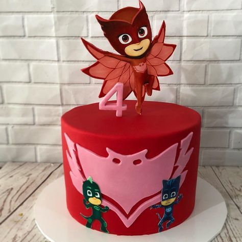 PJ Masks Owlette cake in White Choc Mud with a hidden rainbow marble inside 💕 Happy 4th Birthday Isabella!! #pjmasks #pjmasksparty… Owlette Cake, Owlette Birthday Party, Pj Masks Birthday Cake, Pj Masks Owlette, Rainbow Marble, Pj Masks Birthday Party, Pj Mask Party, Inside Cake, Pj Masks Birthday