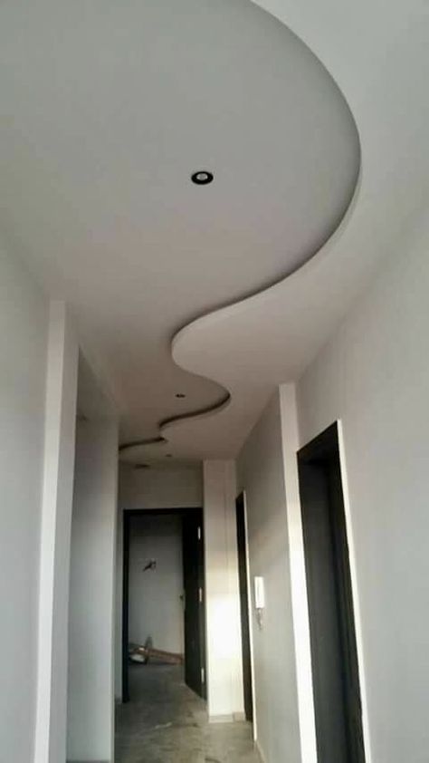 Curvy False Ceiling Design, Plaster Ceiling Design Modern, Circle Ceiling Design, Organic Ceiling Design, Faux Plafond Led, Coffered Ceiling Design, Plaster Ceiling Design, Gypsum Ceiling Design, Luxury Ceiling Design