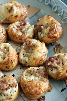 French Appetizers, Cottage Recipes, Puff Pastry Appetizers, Entertaining Food, Dessert Party, Catering Ideas, Global Cuisine, Buffalo Chicken Dip, Christmas Dessert