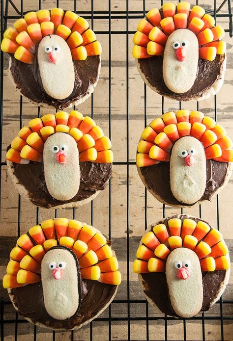 Sangria Thanksgiving, Turkey Dessert, Crab Cupcakes, Thanksgiving Turkey Cookies, Curry Pumpkin, Turkey Cookie, Baking Skills, Recipe Thanksgiving, Adorable Food