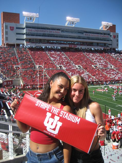 Utah University, University Of Utah Aesthetic, U Of Utah, Cheerleading Pictures, University Of Utah, Greek Life, Senior Year, College Life, College Football