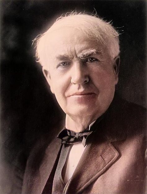 1908 Thomas Alva Edison Thomas Alva Edison, Alva Edison, Colorized Photos, Thomas Edison, White Photo, Hd Photos, Historical Figures, Actresses, Actors