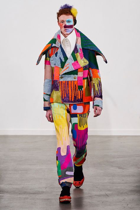 Art Of Beat, Dirk Van Saene, Clown Costumes, Dirk Bikkembergs, Mens Fashion Winter, Fashion Factory, Walter Van Beirendonck, Abstract Fashion, Menswear Runway