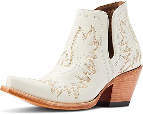 Ariat Booties, Carrollton Georgia, Womens Ariat Boots, White Leather Ankle Boots, White Booties, Ariat Boots, Western Boots Women, Western Booties, Western Boot