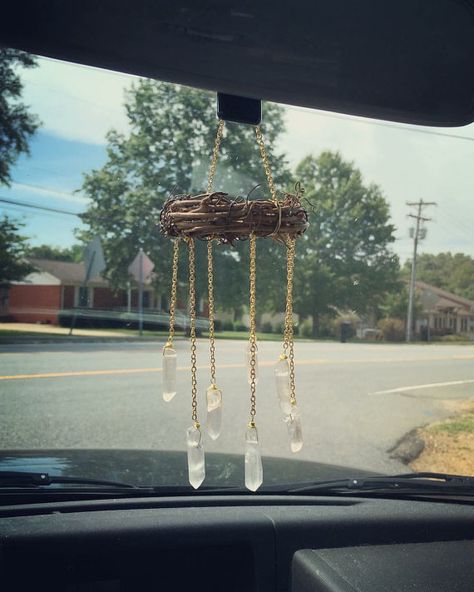 Boho Suncatcher, Cute Car Decor, Crystal Car Charms, Car Decor Ideas, Hippie Car, Farmhouse Christmas Ornaments, Rustic Christmas Ornaments, Bohemian Wedding Decorations, Car Deco