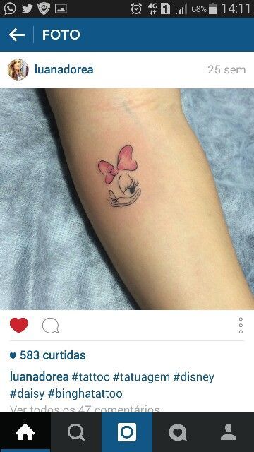 Daisy Duck Tattoo Ideas, Minnie And Daisy Tattoo, Daisy Duck Tattoo, Pata Daisy, Duck Tattoos, Donald And Daisy Duck, My Tattoos, Daisy Tattoo, Disney Tattoo