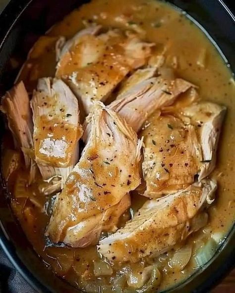 Chicken Breast Gravy Recipe, Chicken Breast In Crockpot, Crock Pot Chicken And Gravy, Slow Cooker Chicken Breasts, Slow Cooker Chicken And Gravy, Chicken With Gravy, Strawberry Mango Salsa, Mini Crockpot Recipes, Cheap Family Dinners