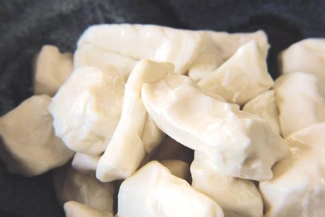 Cheese Curd Closeup - What's the Difference between Cheese Curds and Cheese Homemade Cheese Curds, Cheese Curds Recipe, Homemade Cheeses, Cheese Recipes Homemade, Cheese Making Recipes, Goat Milk Recipes, Diy Cheese, Curd Recipe, Cheese Curds