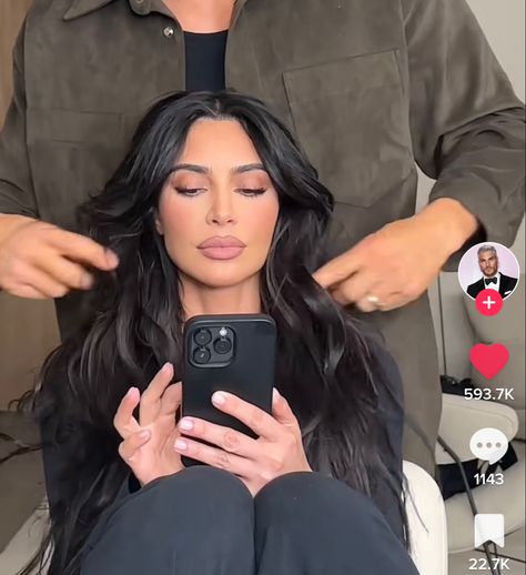 Kim Kardashian Nails, Kardashian Beauty, Kim Kardashian Makeup, Emily Ratajkowski Style, Kim Kardashian Hair, Kardashian Outfit, Kim Kardashian Style, Kardashian Style, Kim K