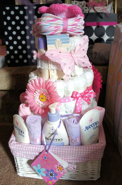 Diaper Tower Gift Diaper Tower Ideas, Diaper Tower, Baby Shower Giveaways, Shower Tower, Aveeno Baby, Gift Towers, Baby Shower Crafts, Diy Baby Shower Gifts, Diaper Cakes