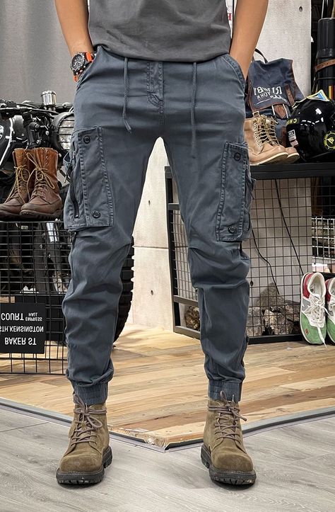 Navy Trousers Men, Masculine Wardrobe, Joggers Fashion, Mens Outdoor Fashion, Grunge Pants, Neon Car, Cotton Pants Men, Bodybuilding Pictures, Cargo Pants Style