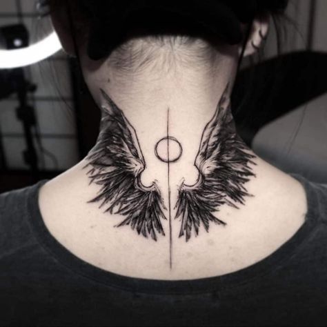 Wing Neck Tattoo, Neck Tattoos For Women, Full Neck Tattoos, Tato Maori, Small Neck Tattoos, Side Neck Tattoo, Throat Tattoo, Neck Tattoos Women, Back Of Neck Tattoo