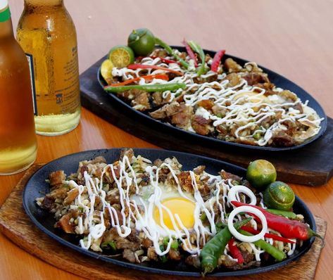 The Best Crispy Pork Sisig Paired with a Bottle of Beer Lutong Pinoy, Pork Sisig, Bar And Grill, Crispy Pork, Food For Thought, Taste Buds, Best Seller, Grilling, Make It Yourself